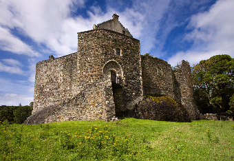 On your Scotland Golf trip, Drumgolf can arrange a visit to Dunstaffnage Castle